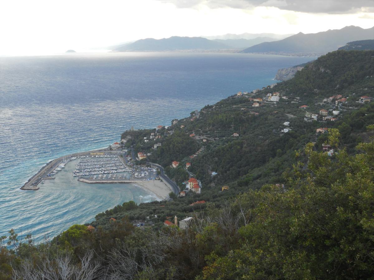 Hotel La Rosa Dei Venti Finale Ligure Exterior foto